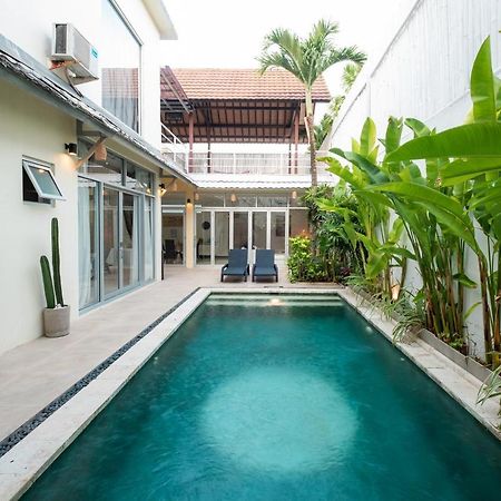 Villa Maya Seminyak Esterno foto