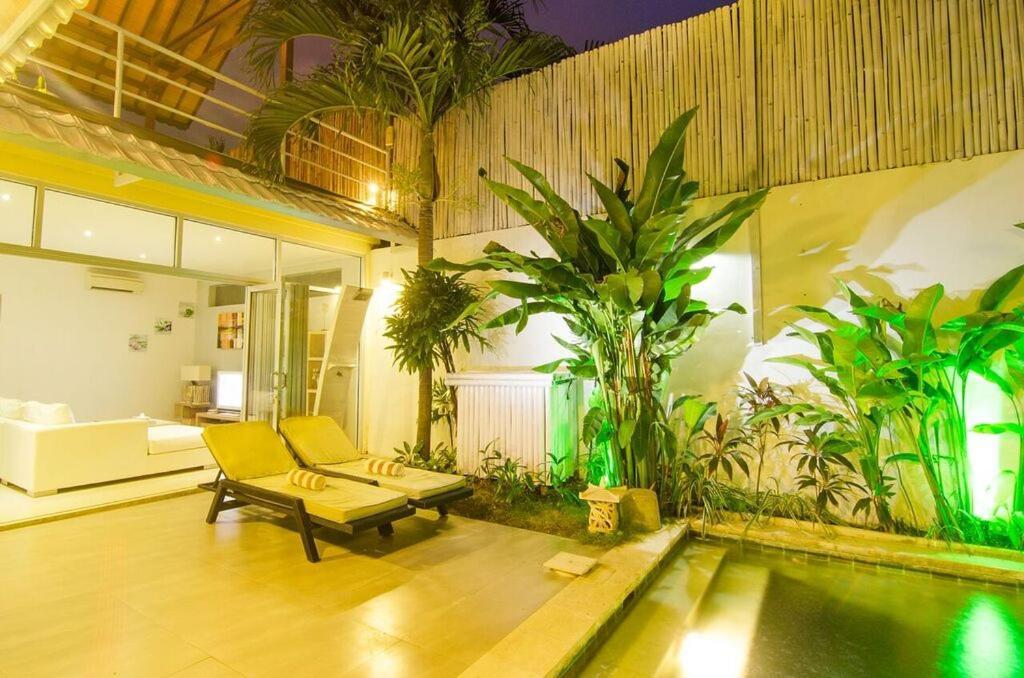 Villa Maya Seminyak Esterno foto