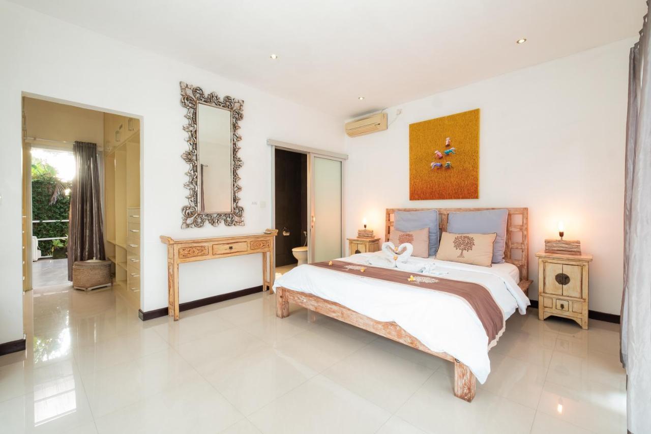 Villa Maya Seminyak Esterno foto