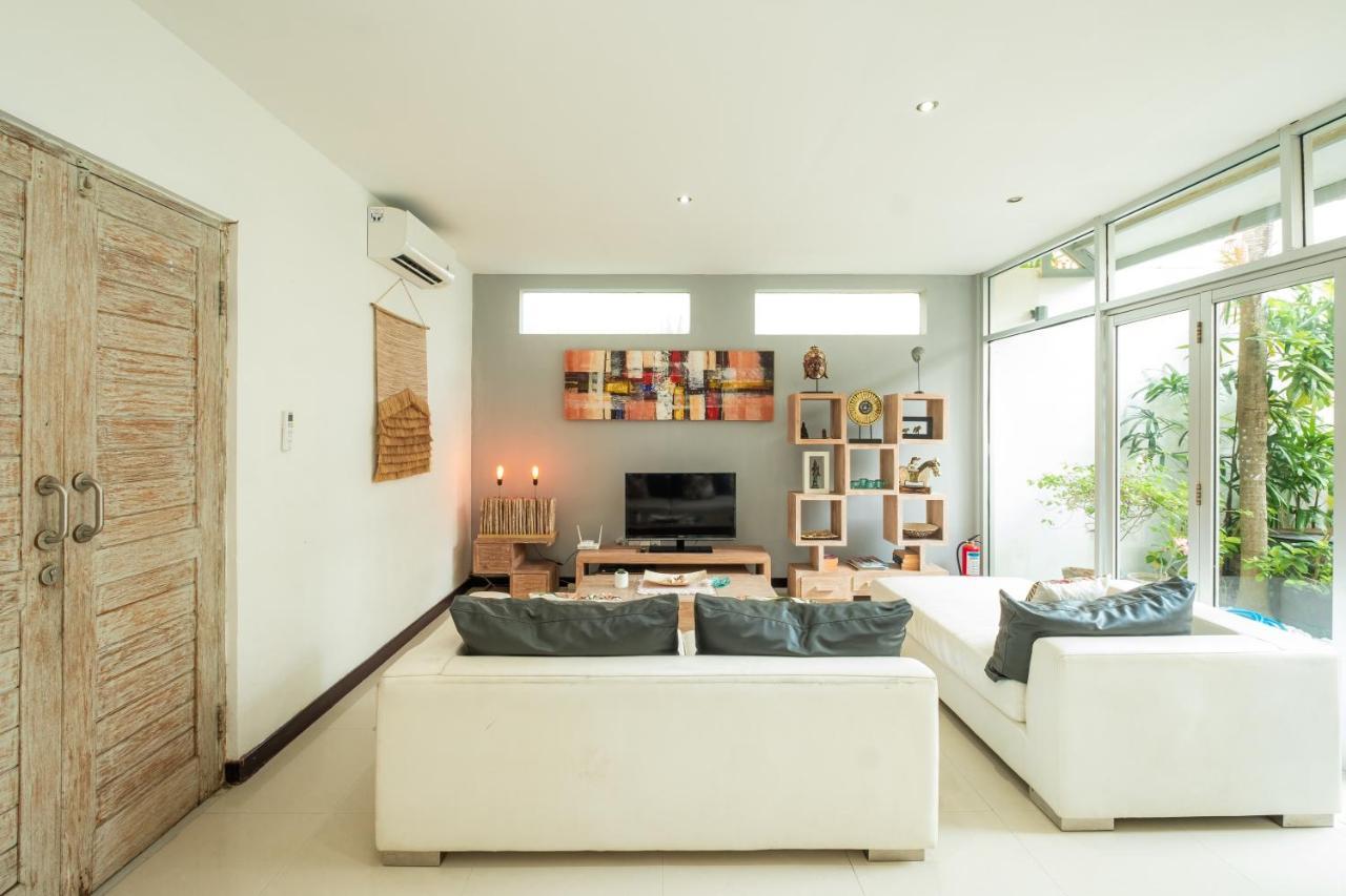Villa Maya Seminyak Esterno foto