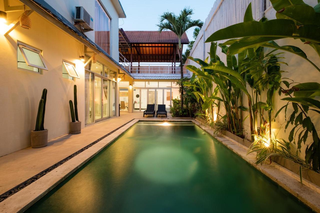 Villa Maya Seminyak Esterno foto