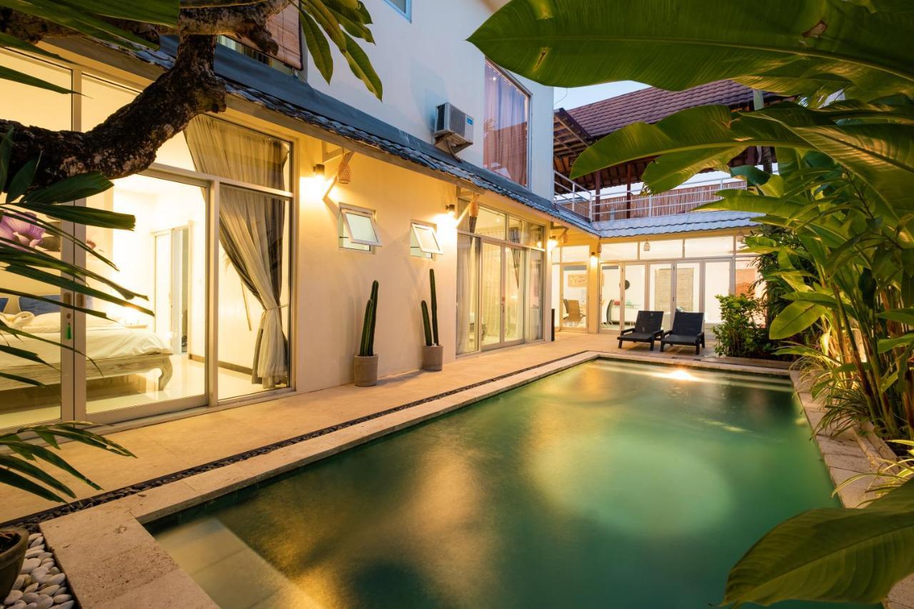 Villa Maya Seminyak Esterno foto